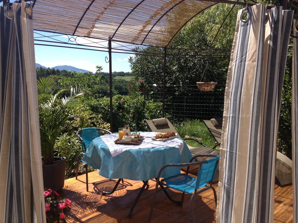 Les Gites D'Eliane Laragne-Monteglin Exterior photo